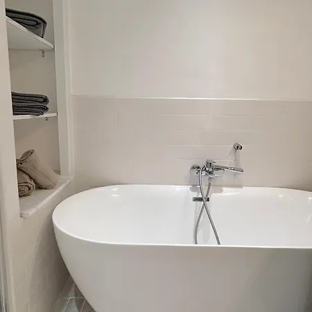 Le Penthouse Pesaro C *