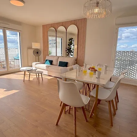 Le Penthouse Pesaro C Apartament Nanterre