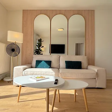 Apartament Le Penthouse Pesaro C Nanterre