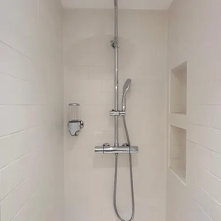Le Penthouse Pesaro C Apartament Nanterre