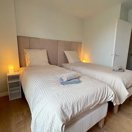 Le Penthouse Pesaro C Apartament Nanterre